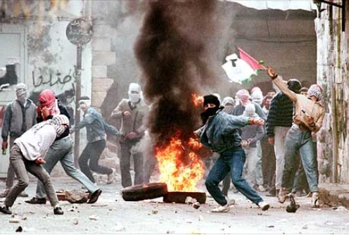 Palestinian Authority ministry: First Palestinian terror wave was "glorious", Fatah pledges to use same "modus operandi"