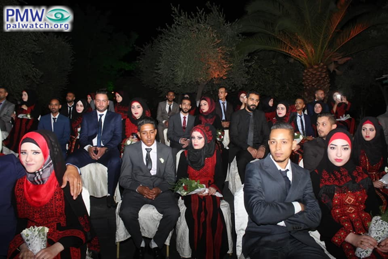 Abbas pays for weddings of 90 Palestinian and Syrian grooms